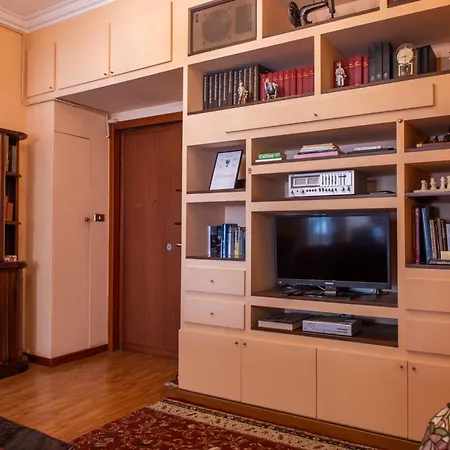 Apartman Duomo Walking Distance Elegant Flat With View Milánó
