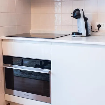 Appartement Duomo Walking Distance Elegant Flat With View Milaan